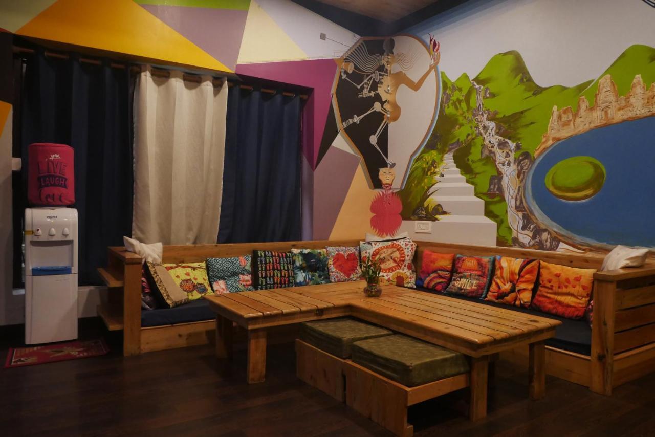 Utopia Hostels Dharamkot Mcleodganj Dharamshala Exterior photo